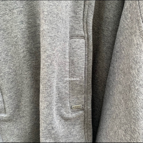 UGG: FLEECE PICHOT Double Knit CAPE PONCHO - Picture 12 of 16